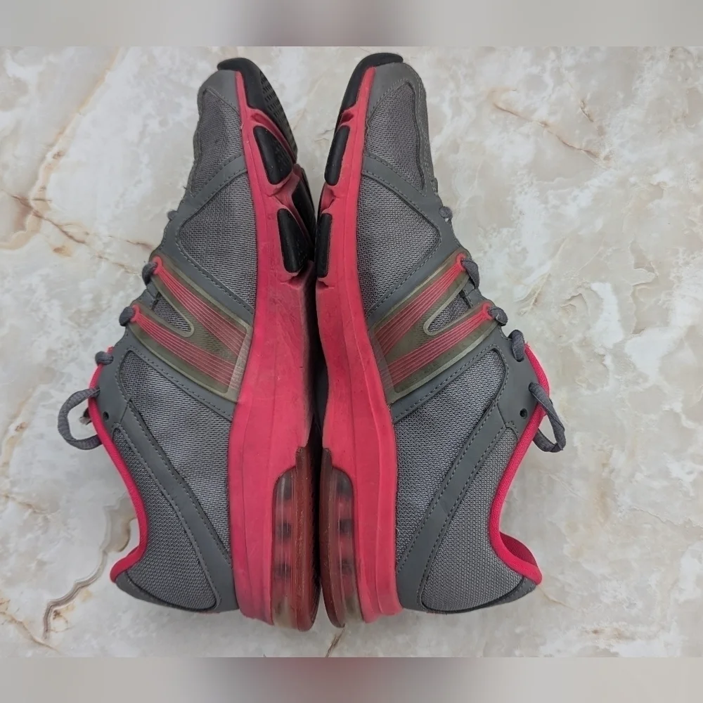 NIKE Woman's Air Max Trainer Excel  Running  Shoe Size 7.5